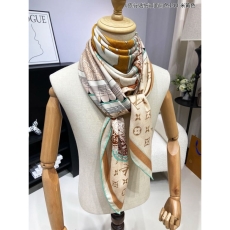 Louis Vuitton Scarf